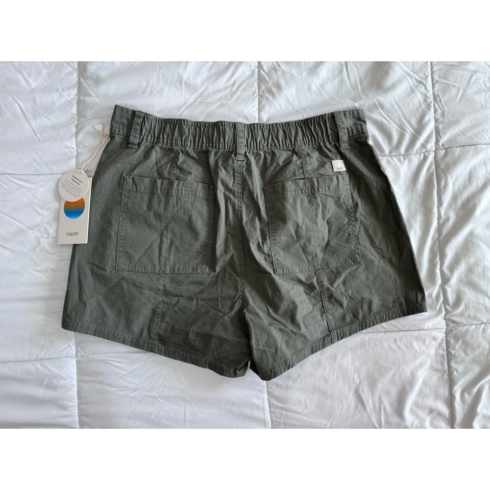 Vuori Women's Cargo Shorts - Olive Green - Picture 5 of 12